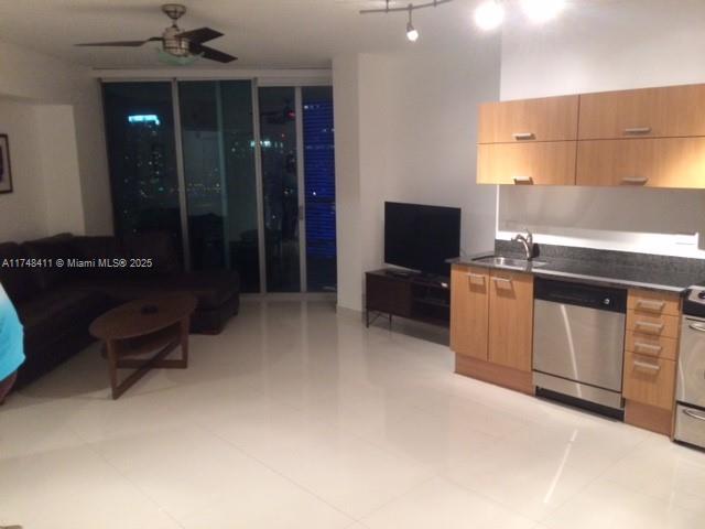 350 S Miami Ave Unit: 3907