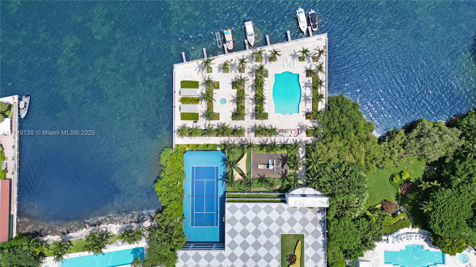 2101 Brickell Ave # 1812