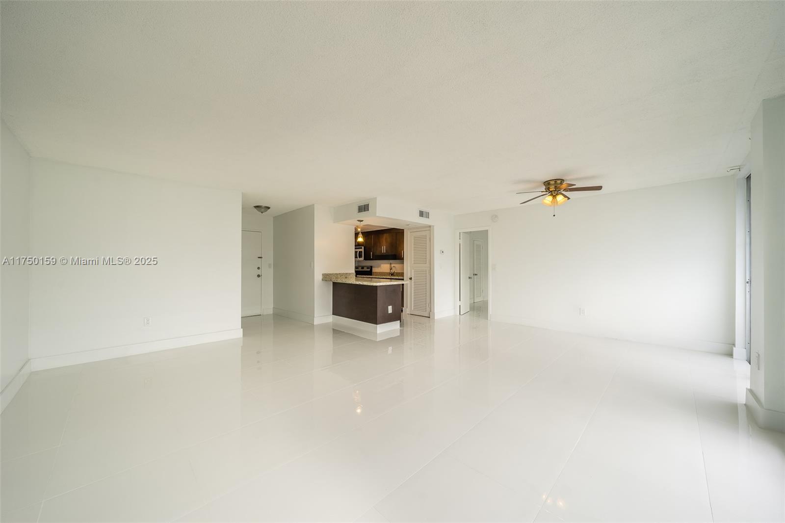 9800 W Bay Harbor Dr. # 308