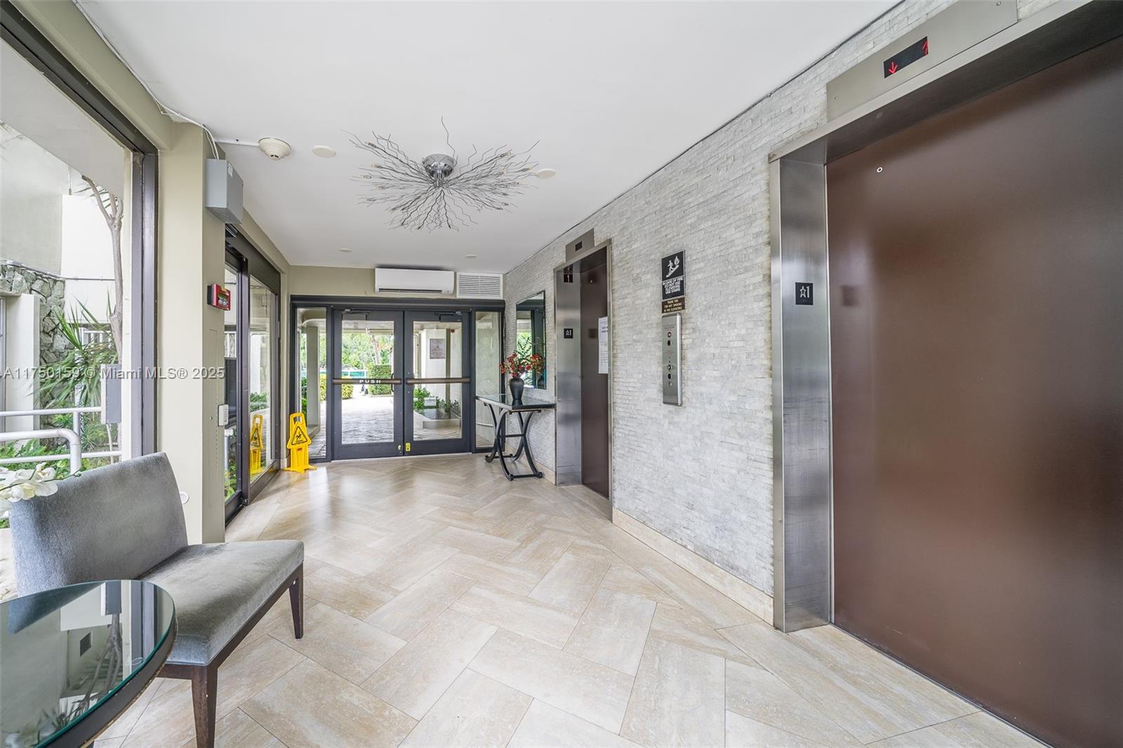 9800 W Bay Harbor Dr. # 308