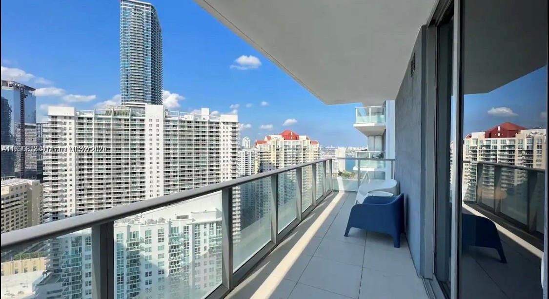 1300 Brickell Bay Dr # 3600