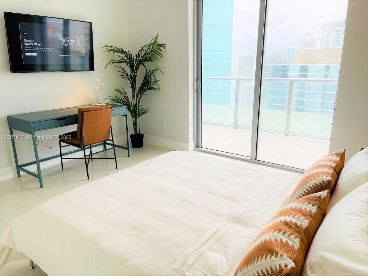 1300 Brickell Bay Dr # 3600
