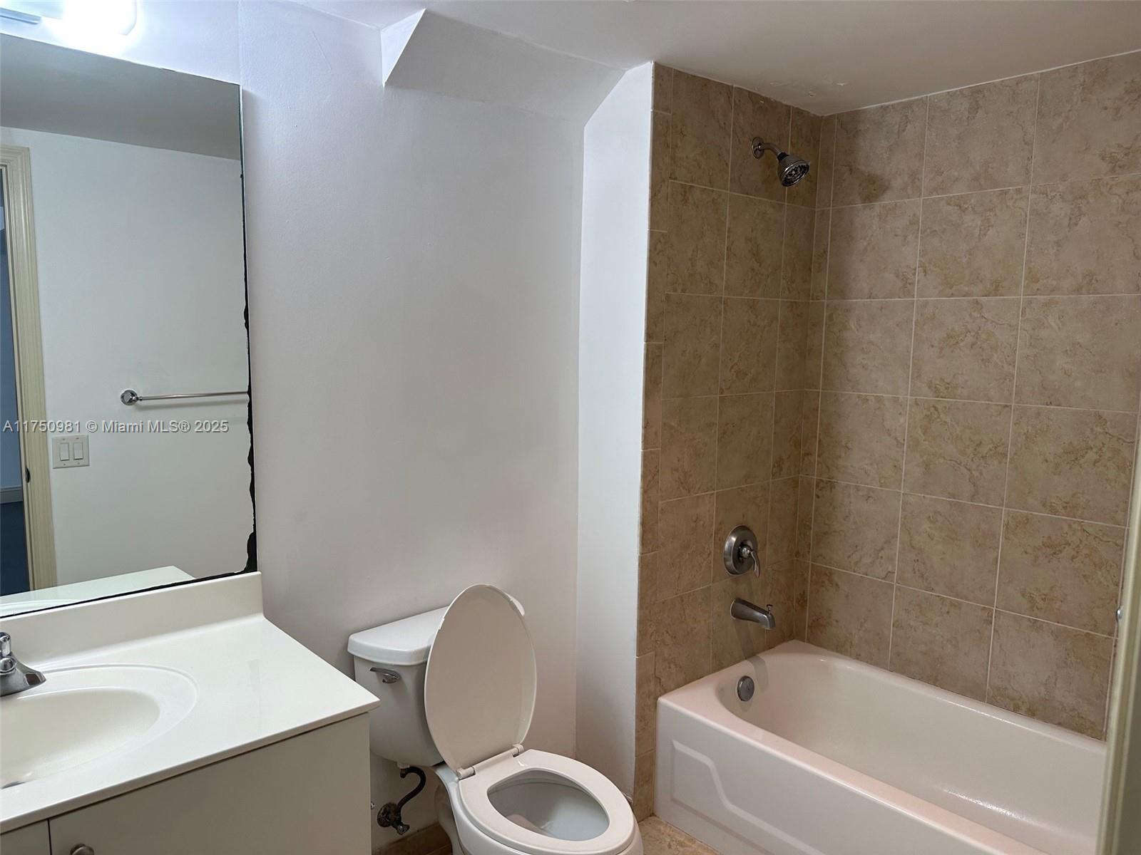 111 E Flagler # 702