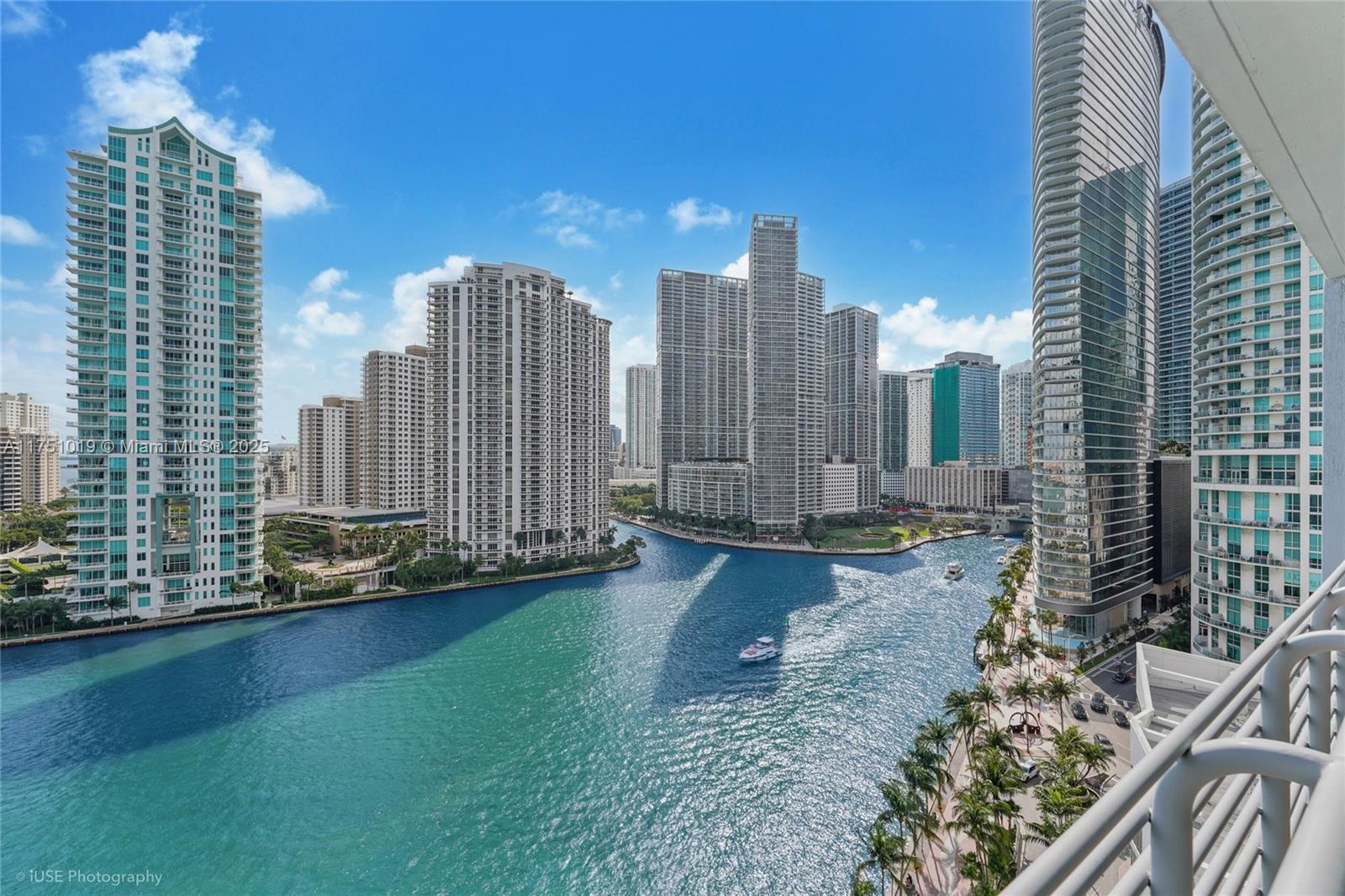 325 S Biscayne Blvd # 1721