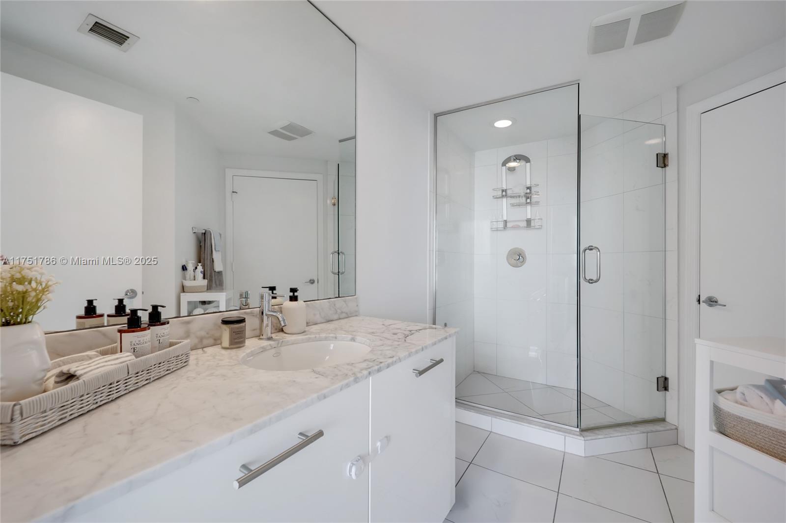 55 SE 6th St # 1901