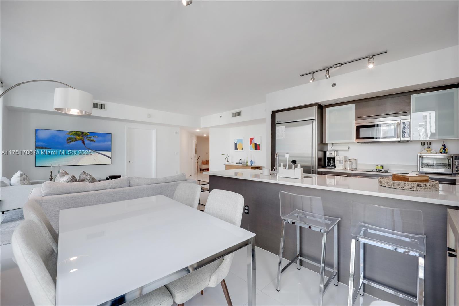 55 SE 6th St # 1901