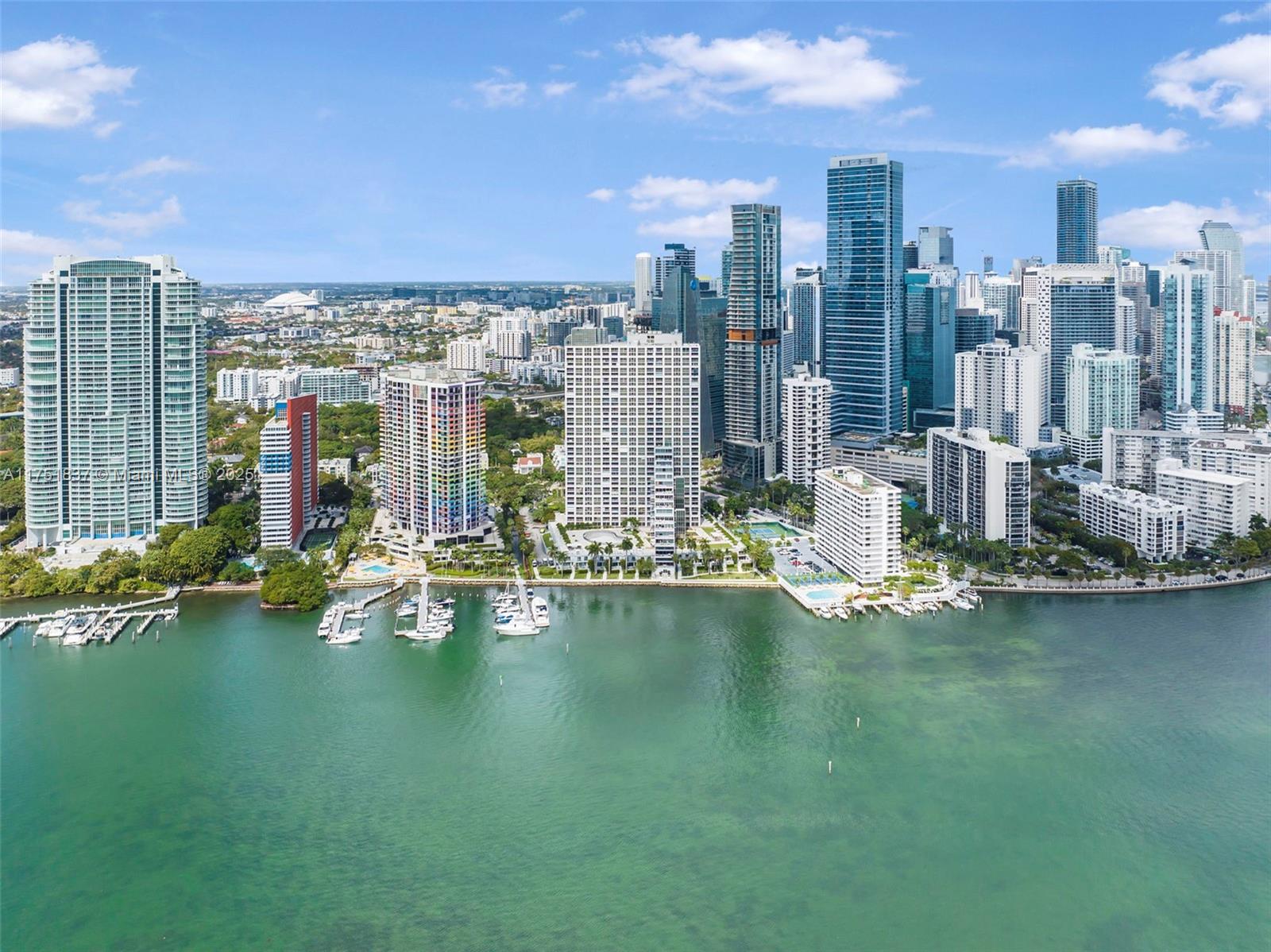 1541 Brickell Ave # T301