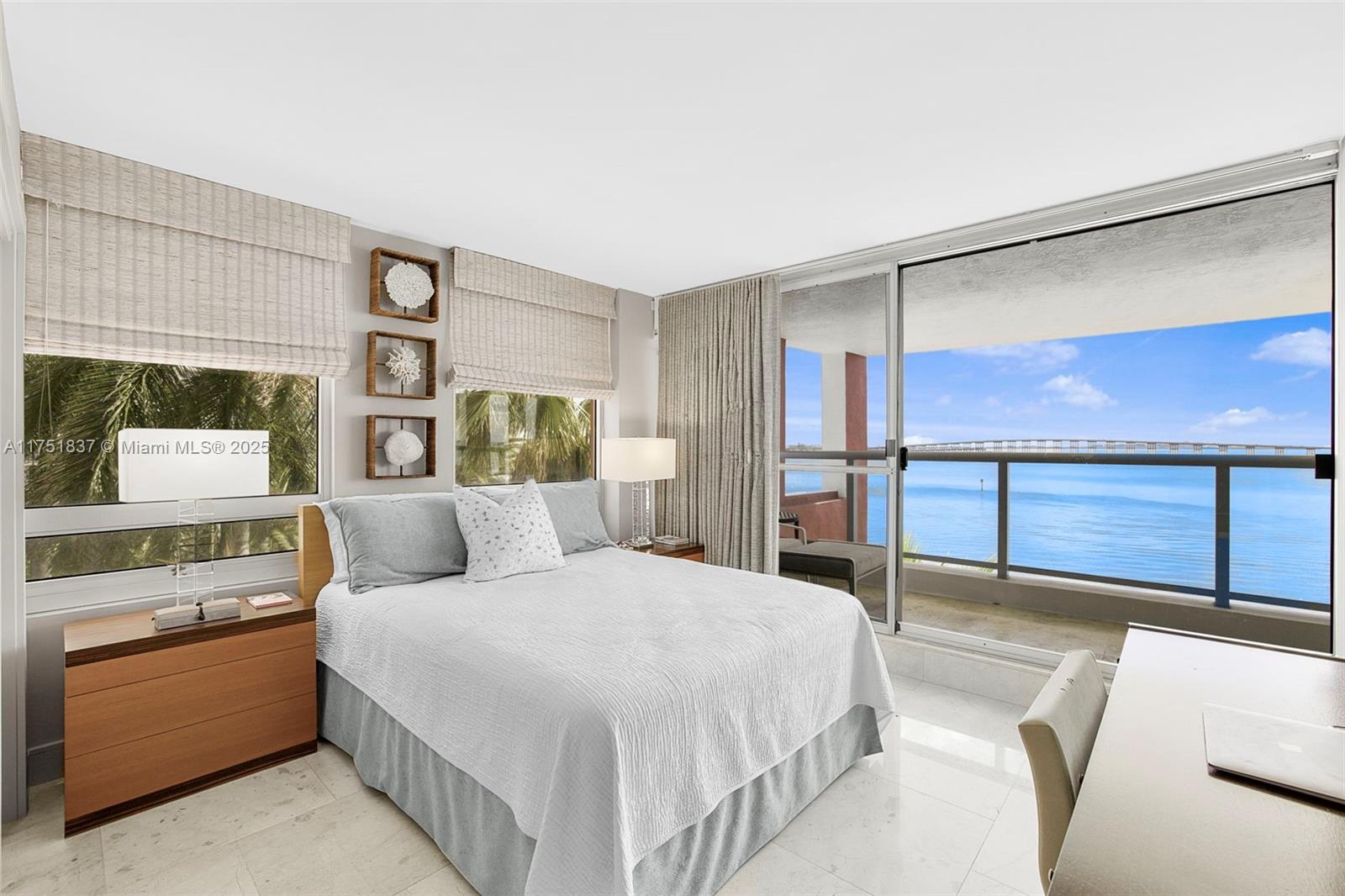 1541 Brickell Ave # T301