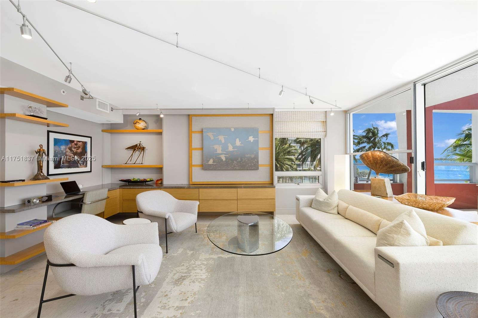1541 Brickell Ave # T301