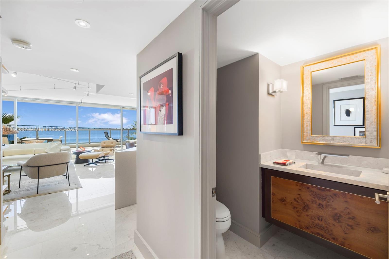 1541 Brickell Ave # T301