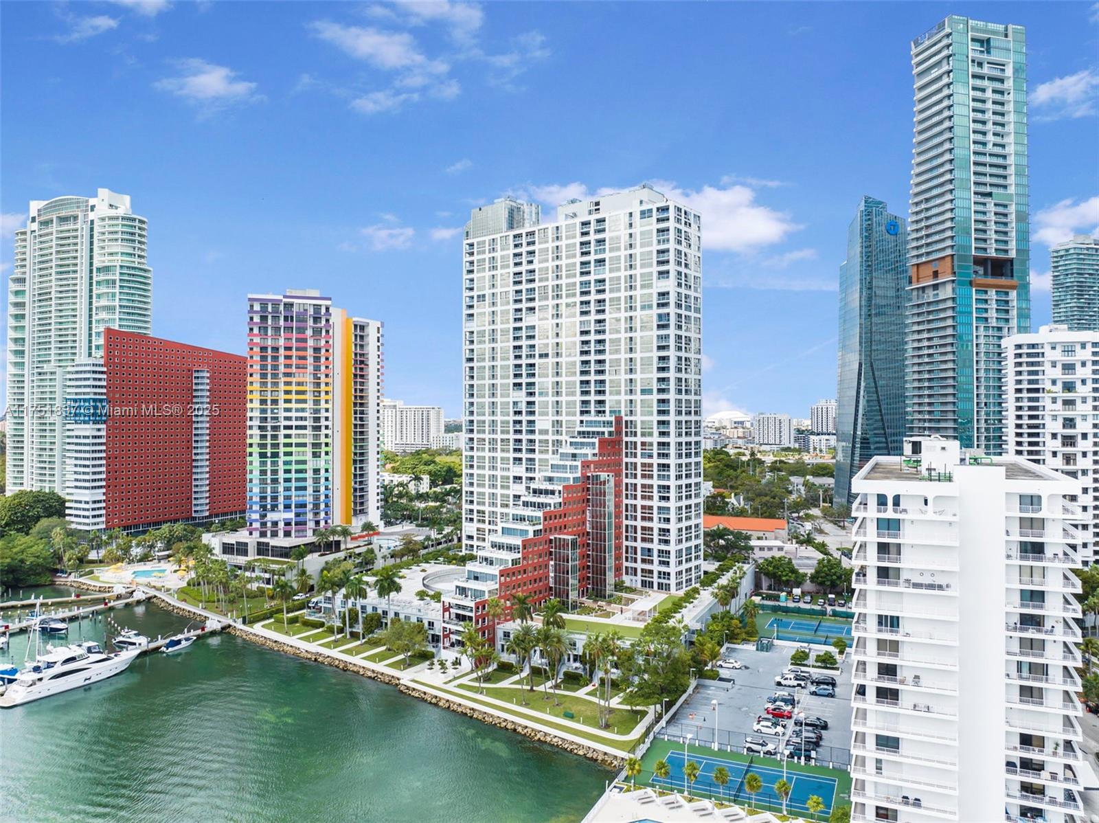 1541 Brickell Ave # T301