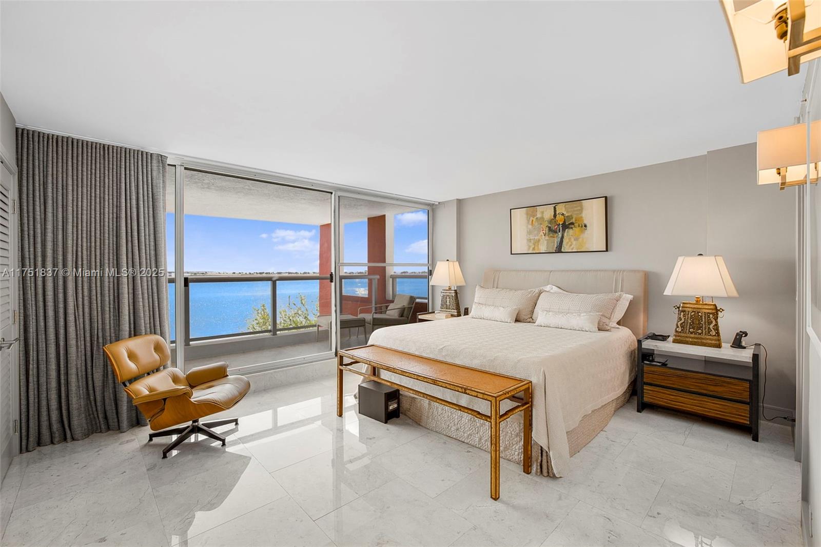 1541 Brickell Ave # T301