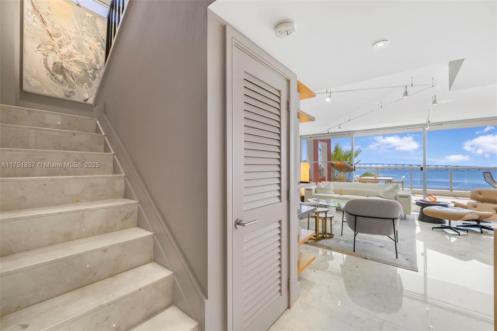1541 Brickell Ave # T301