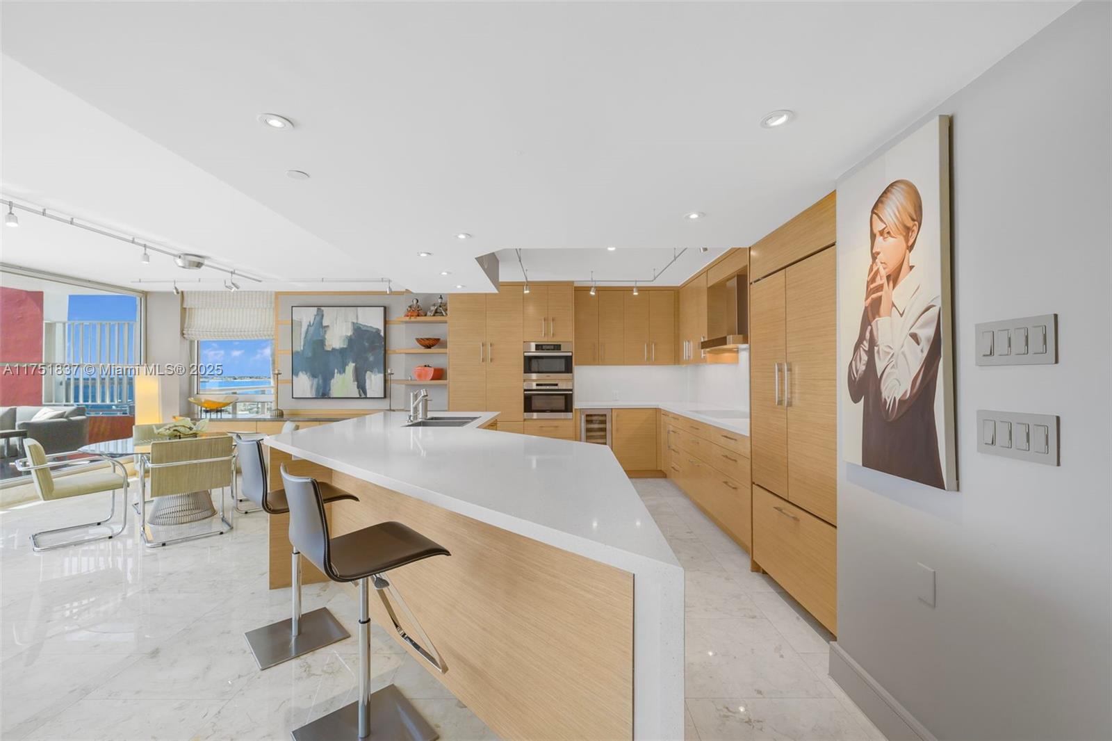 1541 Brickell Ave # T301