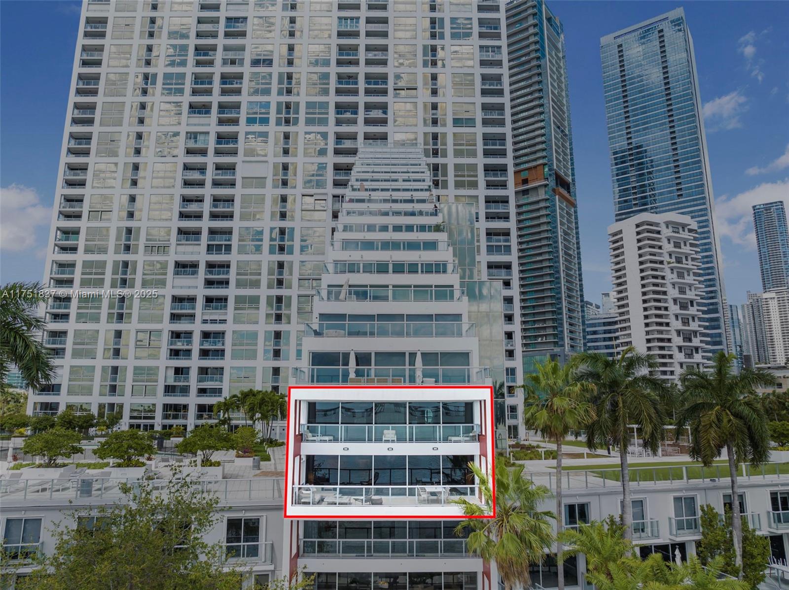 1541 Brickell Ave # T301