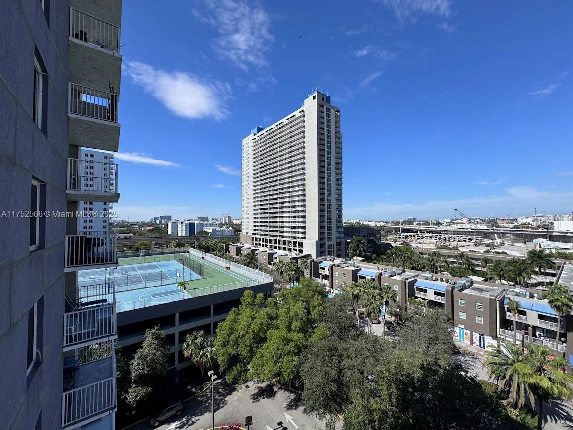 800 N Miami Ave Unit: E-1008