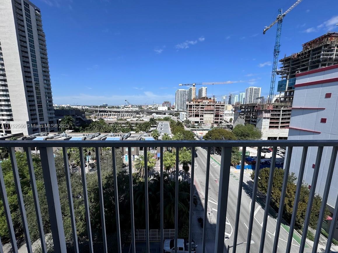 800 N Miami Ave Unit: E-1008