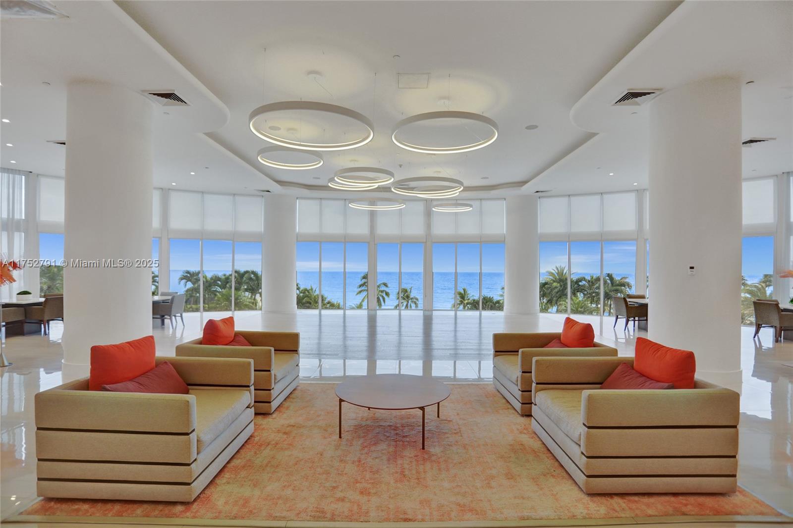 19111 Collins Ave Unit: PH4