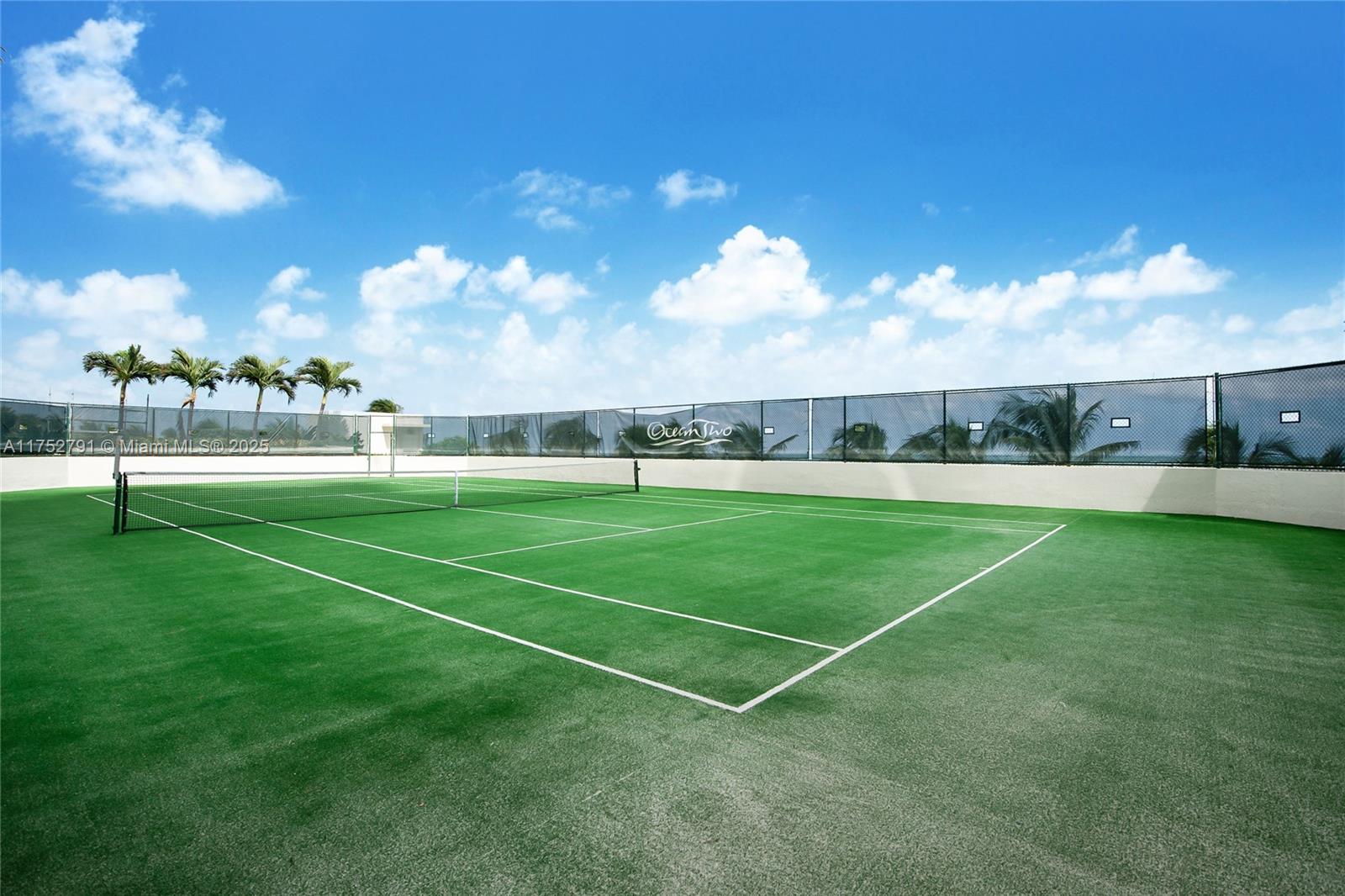 19111 Collins Ave Unit: PH4