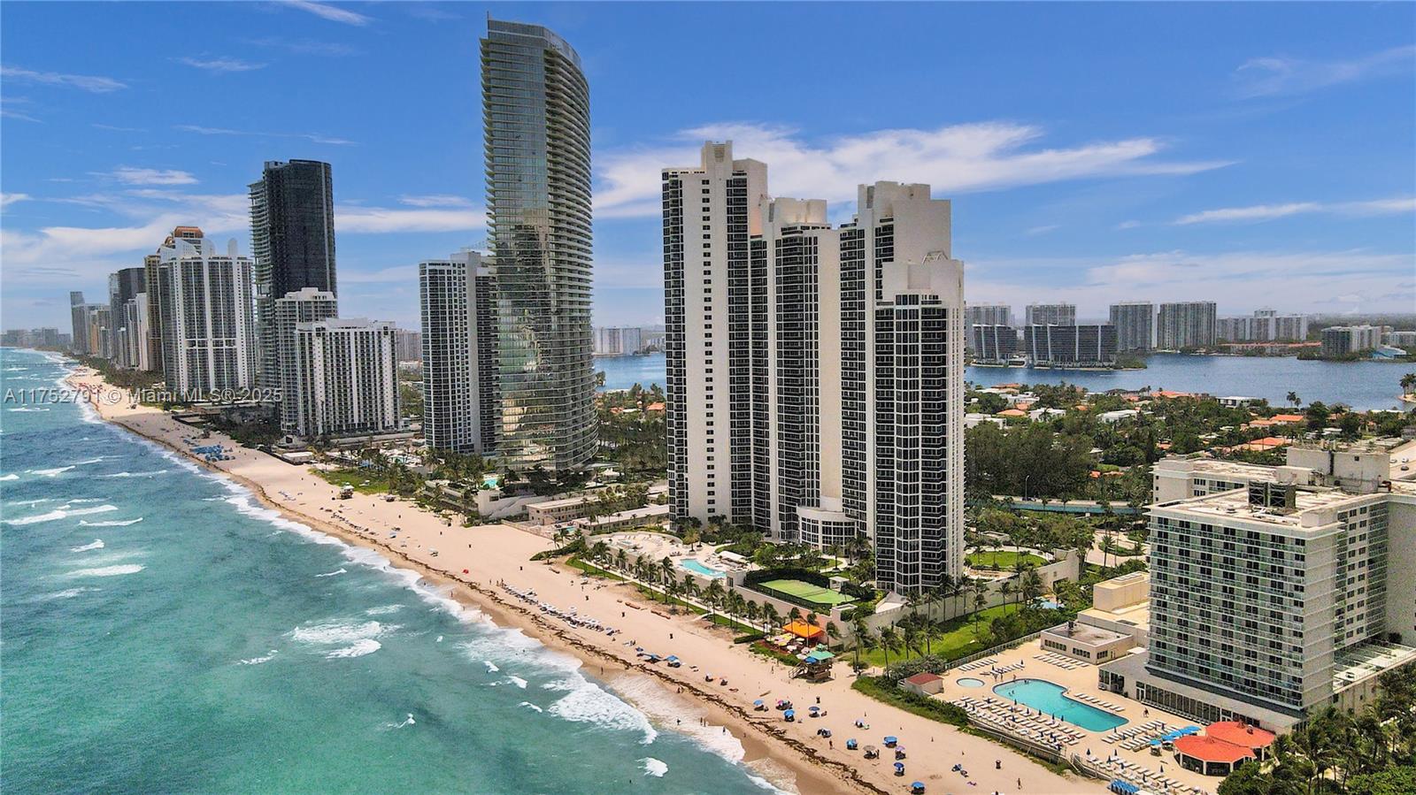 19111 Collins Ave Unit: PH4