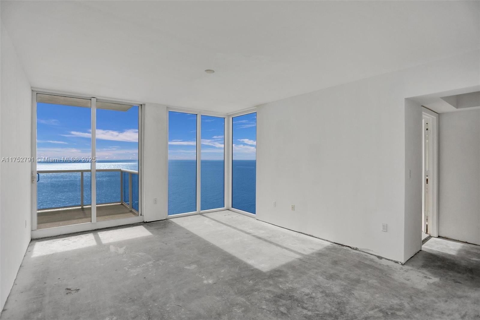 19111 Collins Ave Unit: PH4