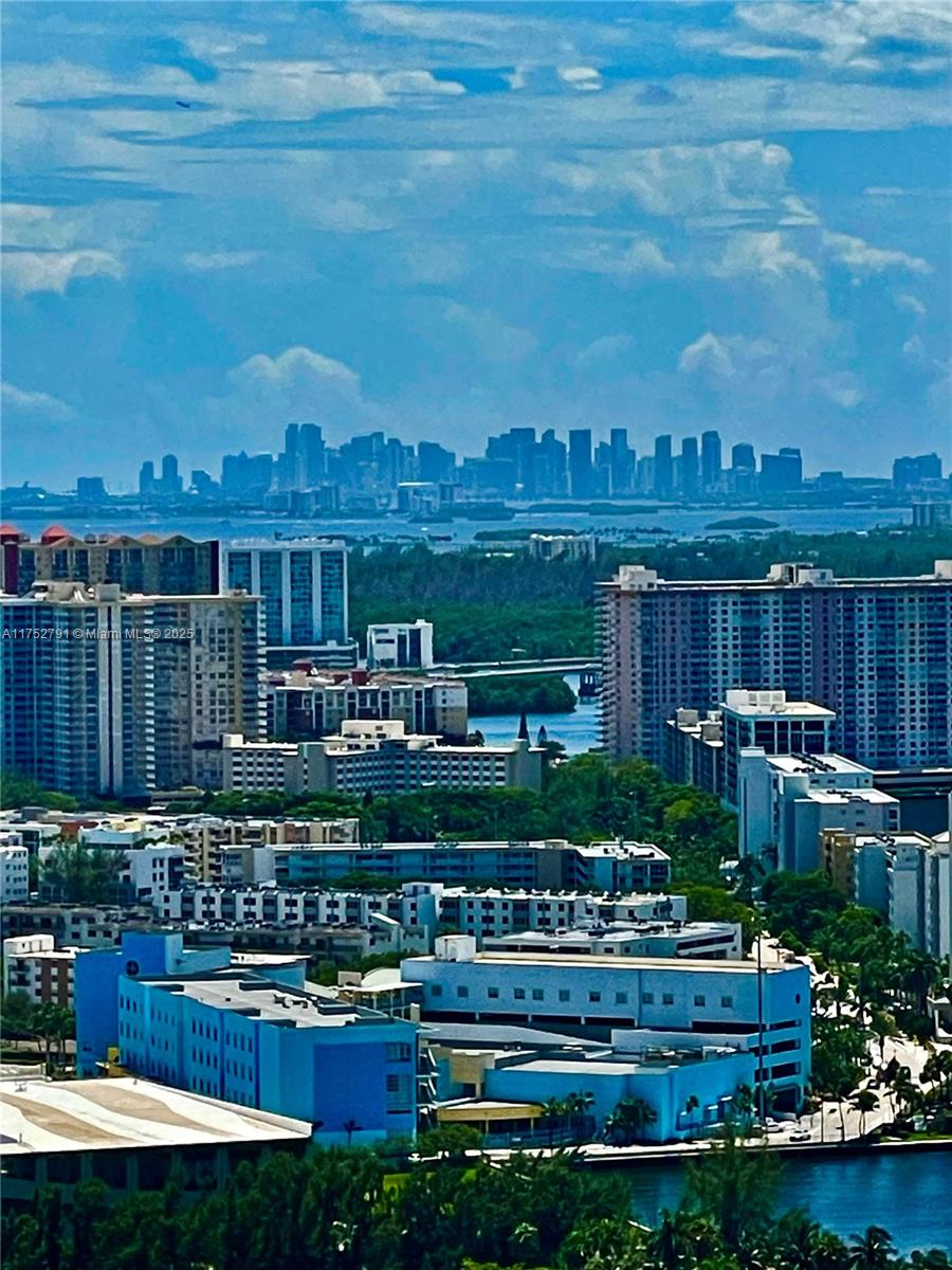 19111 Collins Ave Unit: PH4