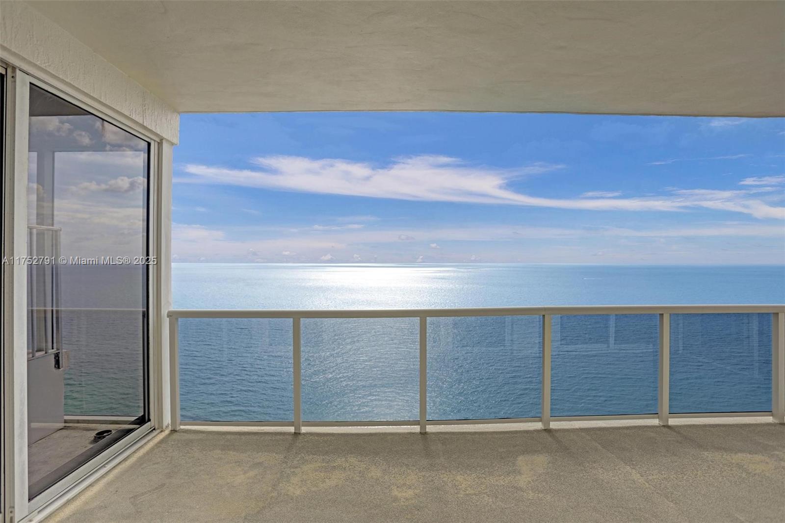 19111 Collins Ave Unit: PH4