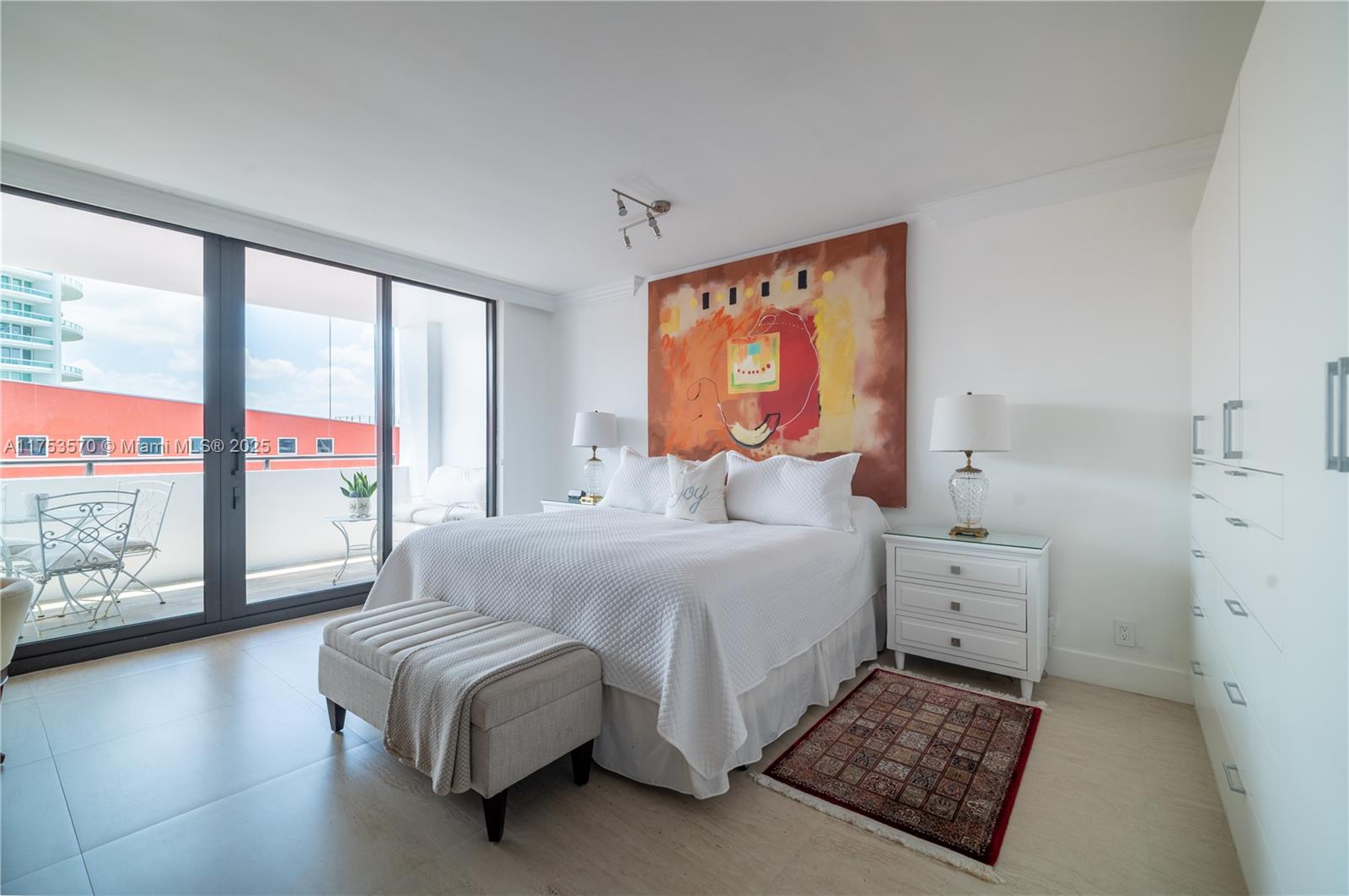 1581 Brickell Ave # 105 Unit: PH-105
