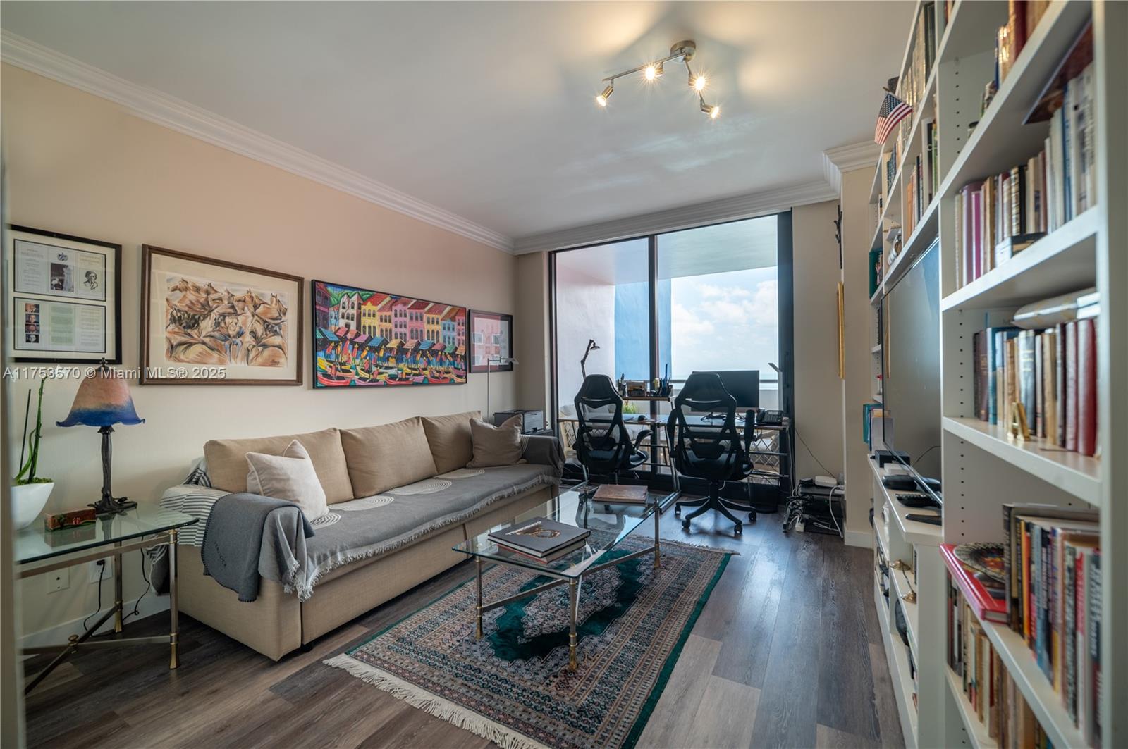 1581 Brickell Ave # 105 Unit: PH-105