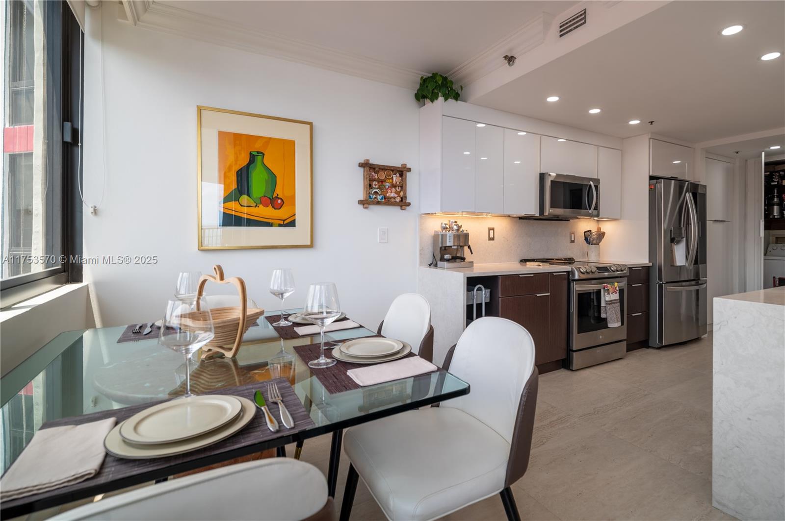 1581 Brickell Ave # 105 Unit: PH-105
