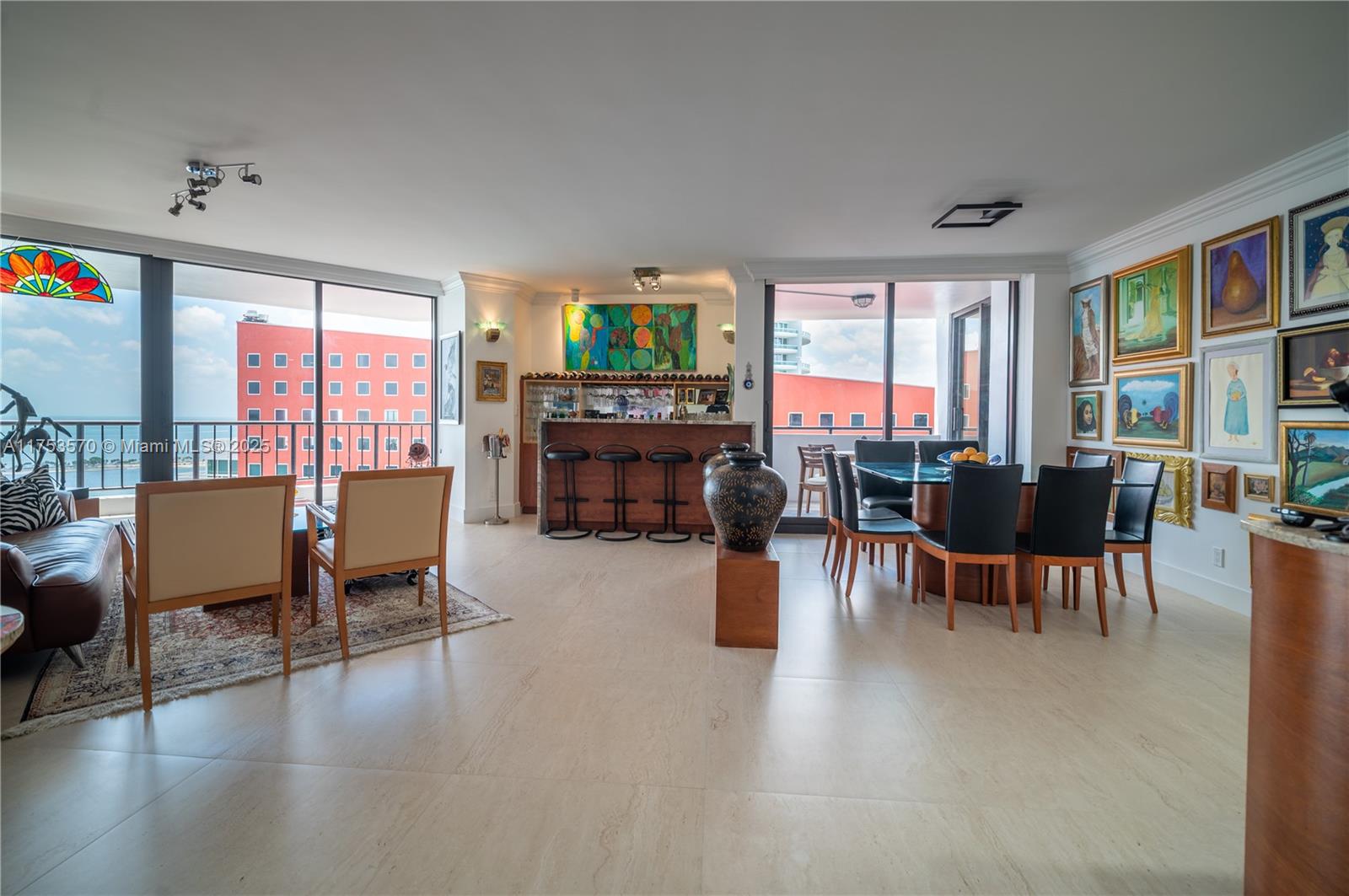 1581 Brickell Ave # 105 Unit: PH-105