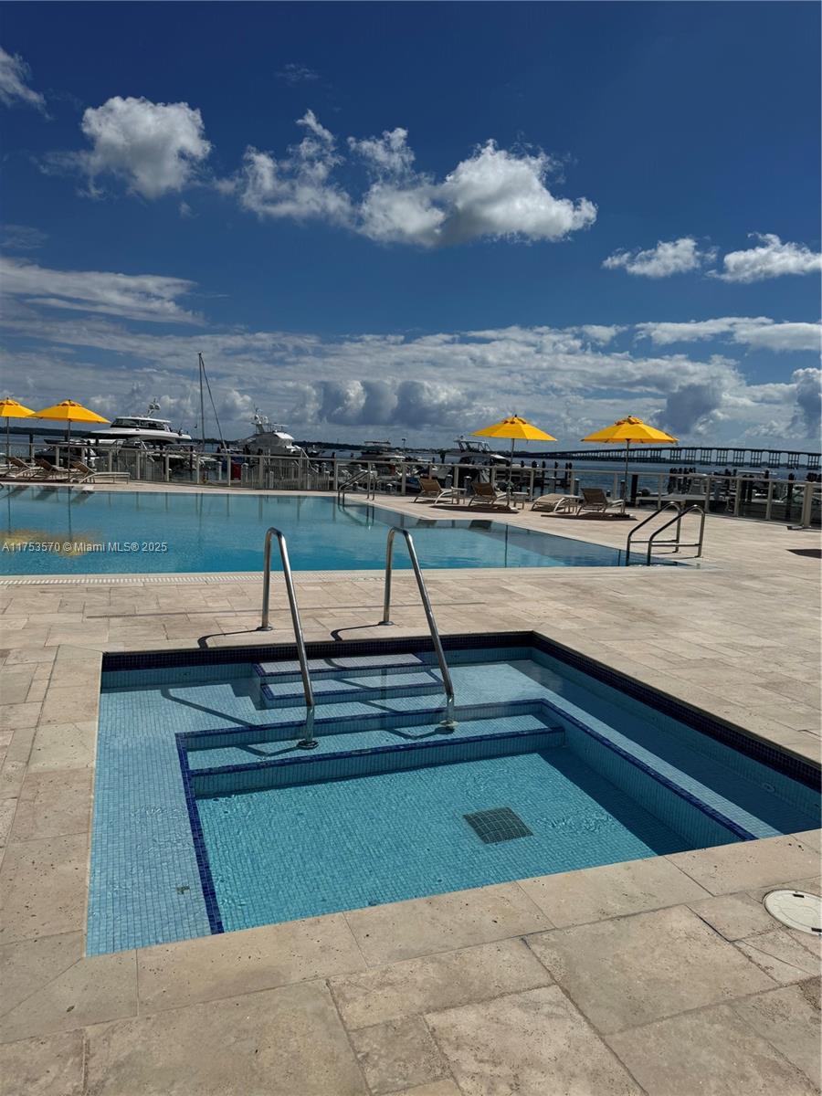 1581 Brickell Ave # 105 Unit: PH-105