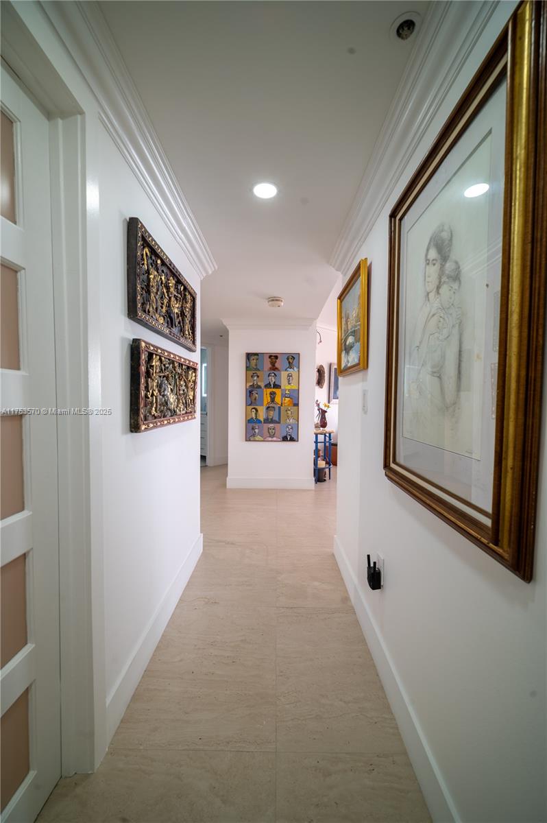 1581 Brickell Ave # 105 Unit: PH-105