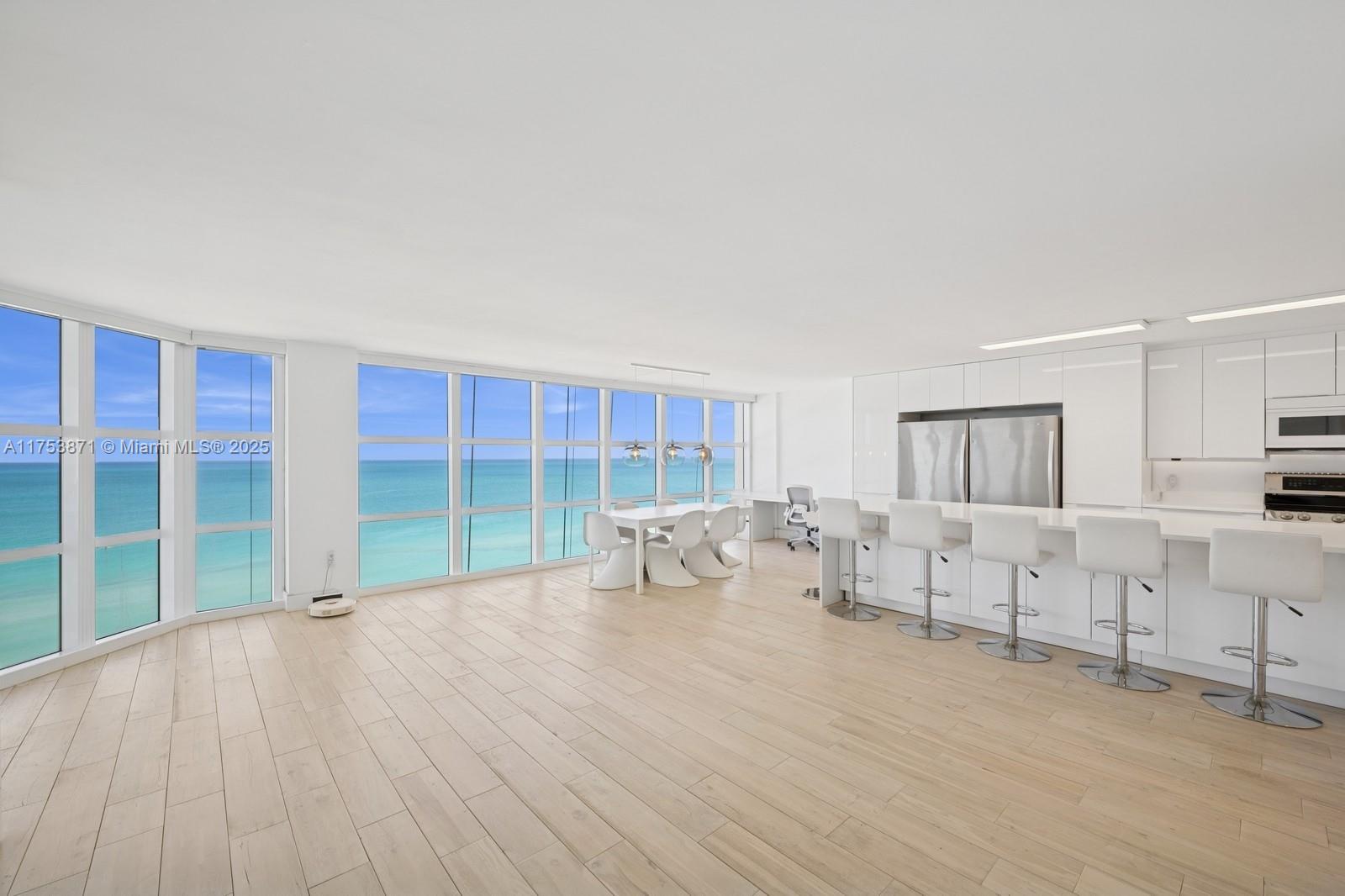 6423 Collins Ave # 1006
