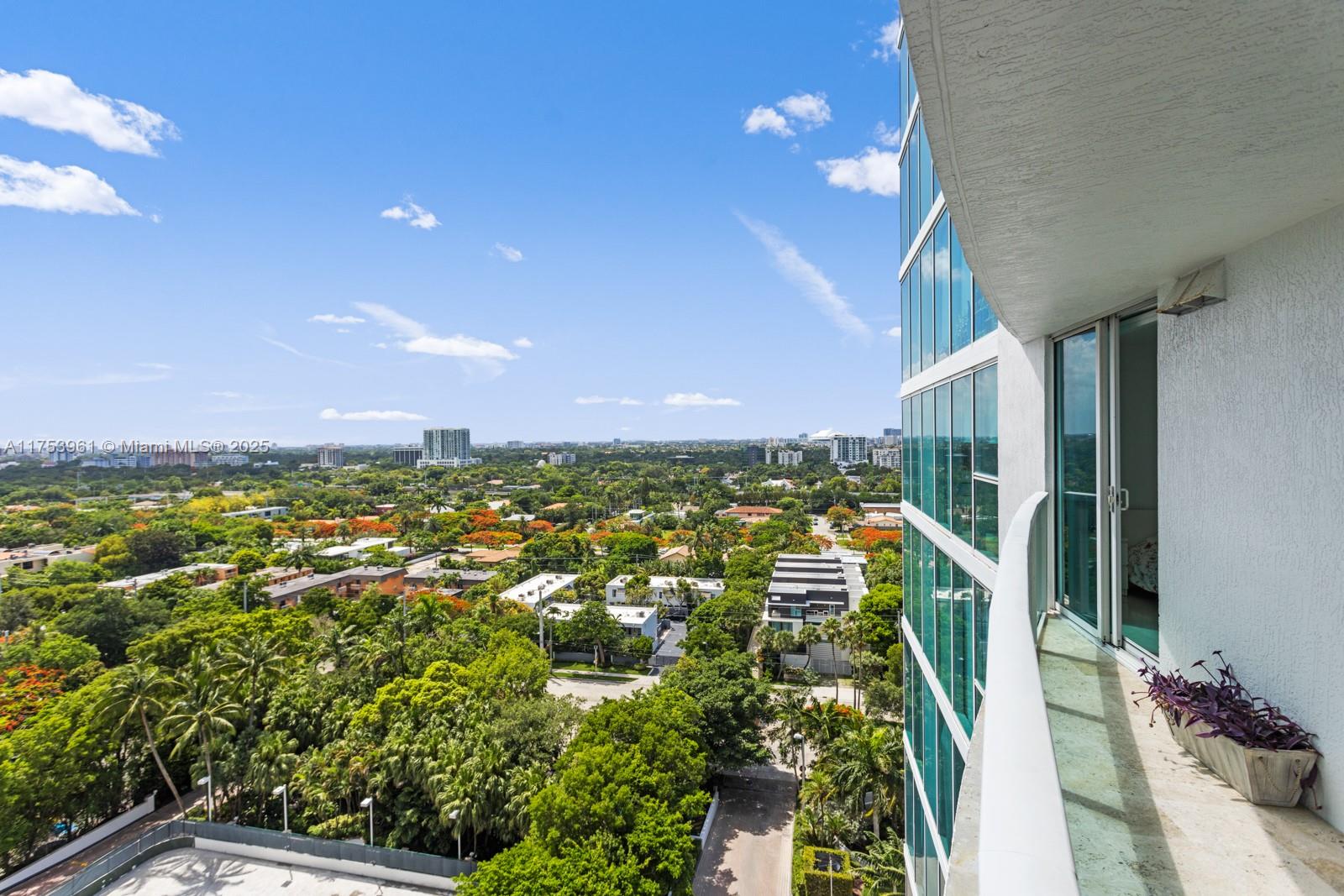 2101 BRICKELL AV # 1411