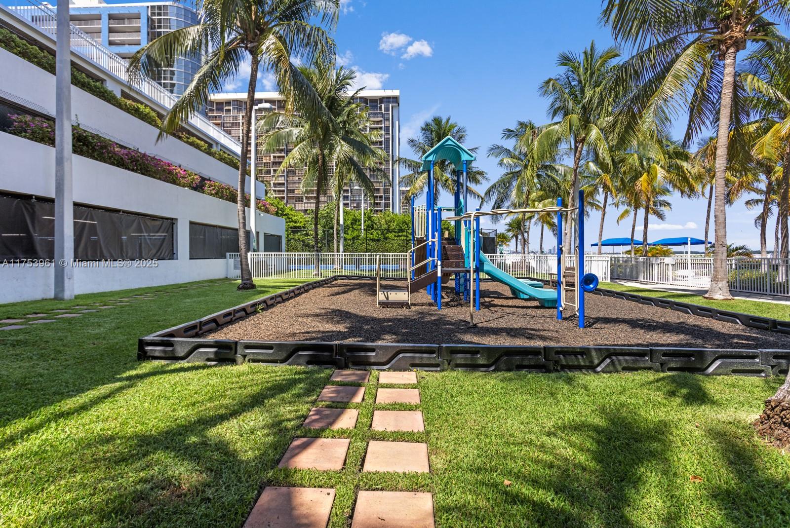 2101 BRICKELL AV # 1411