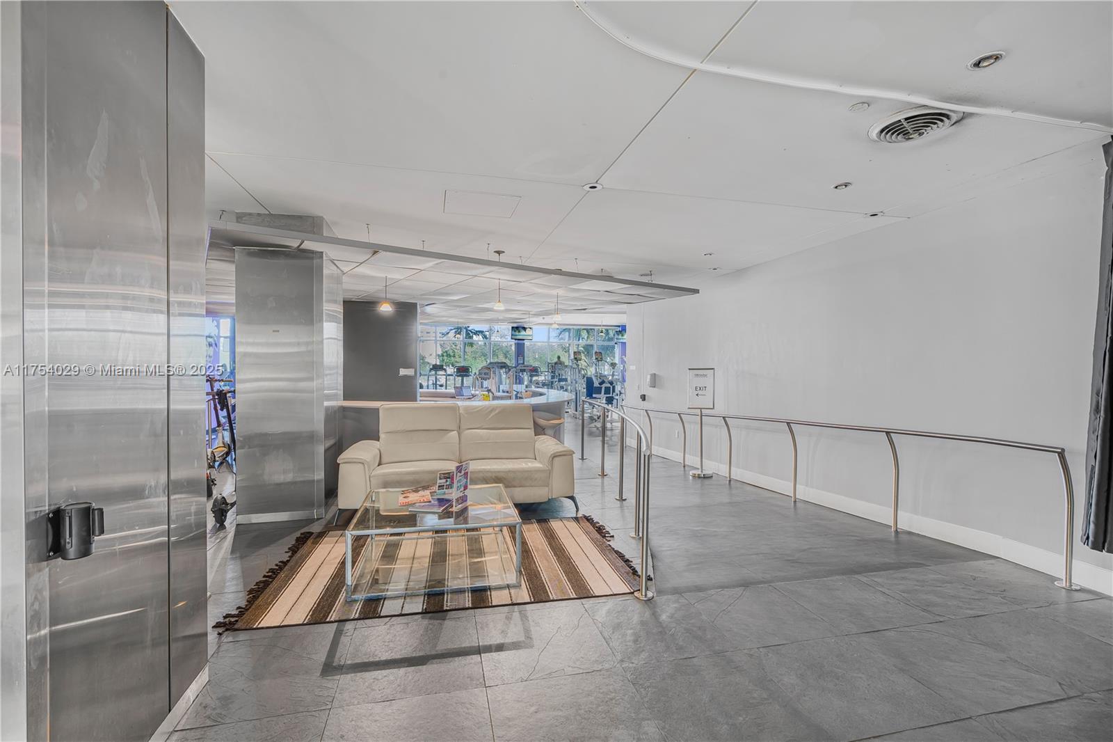 1000 West Ave # 330