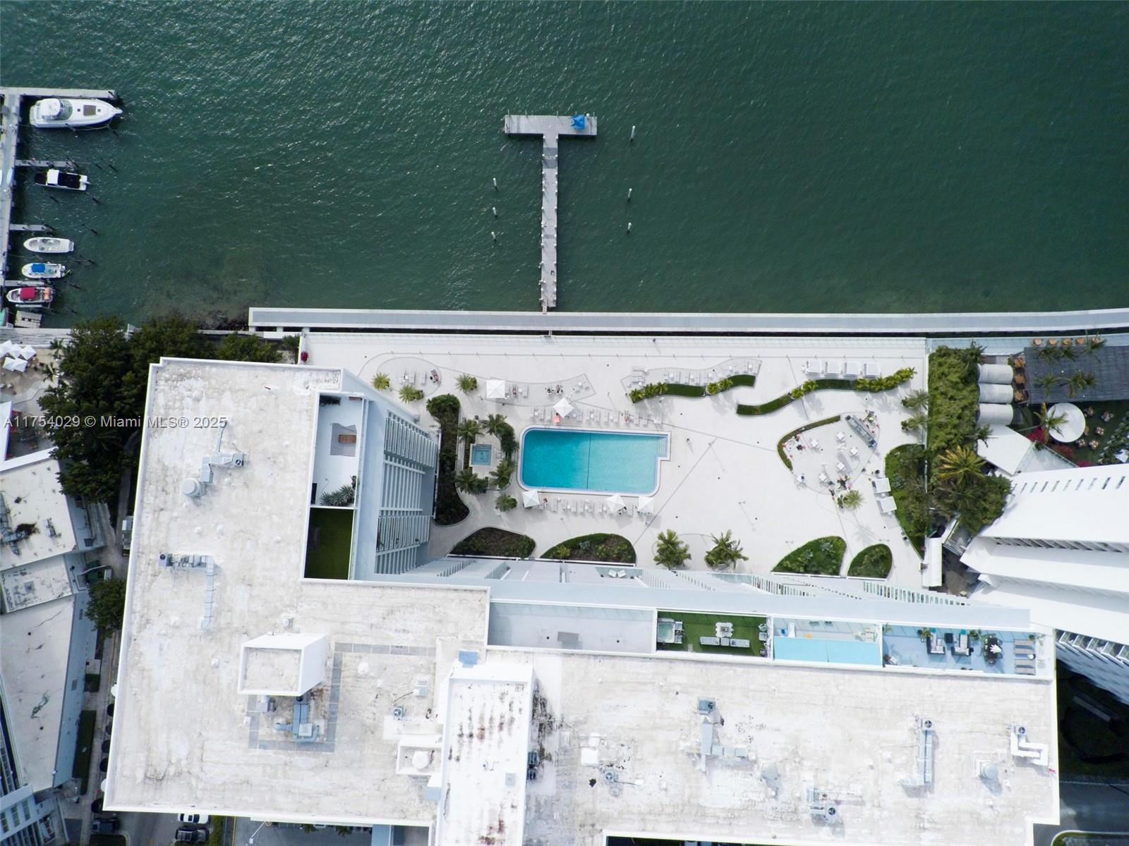 1000 West Ave # 330