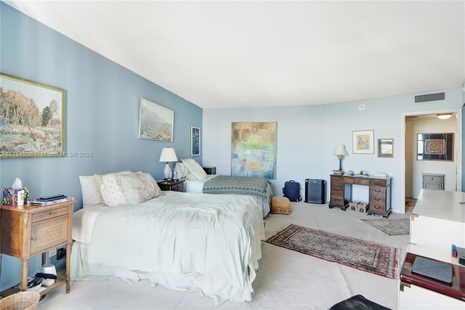 1121 Crandon Blvd # F903