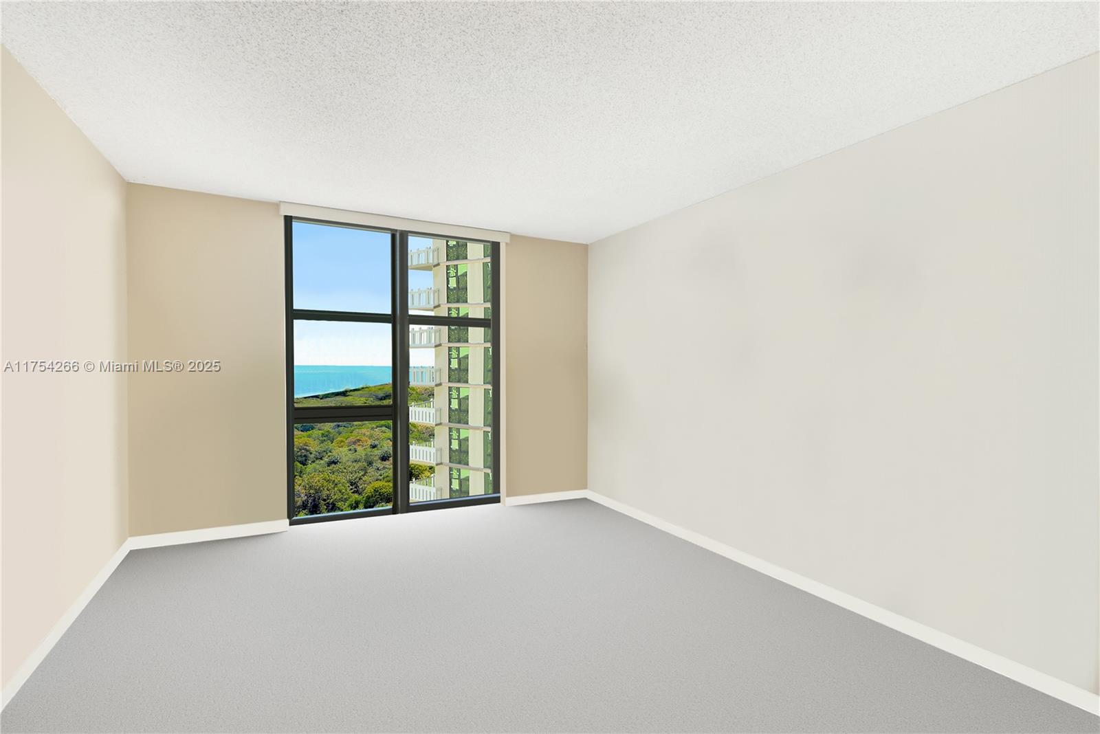 1121 Crandon Blvd # F903