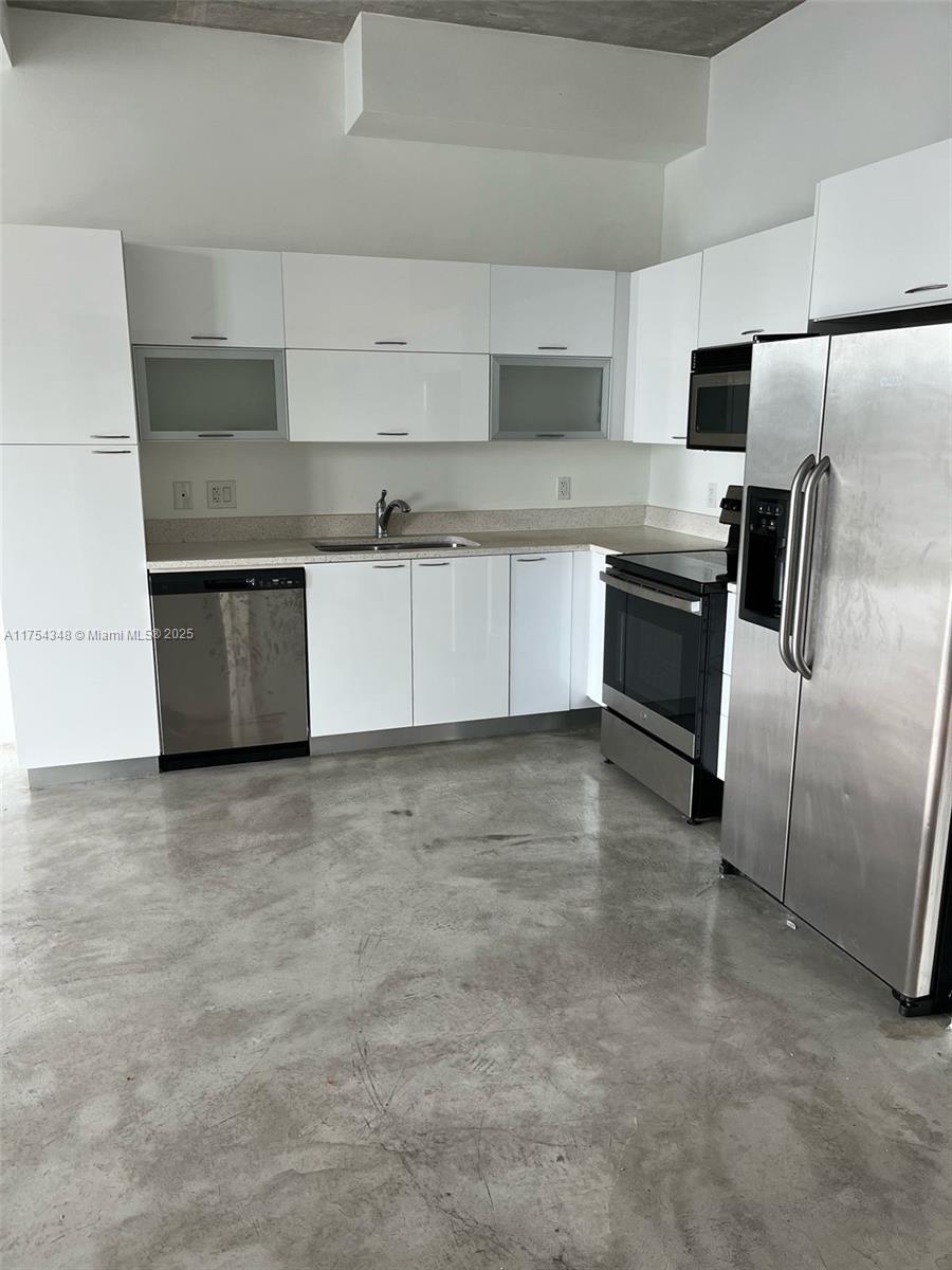 234 NE 3rd St # 1903