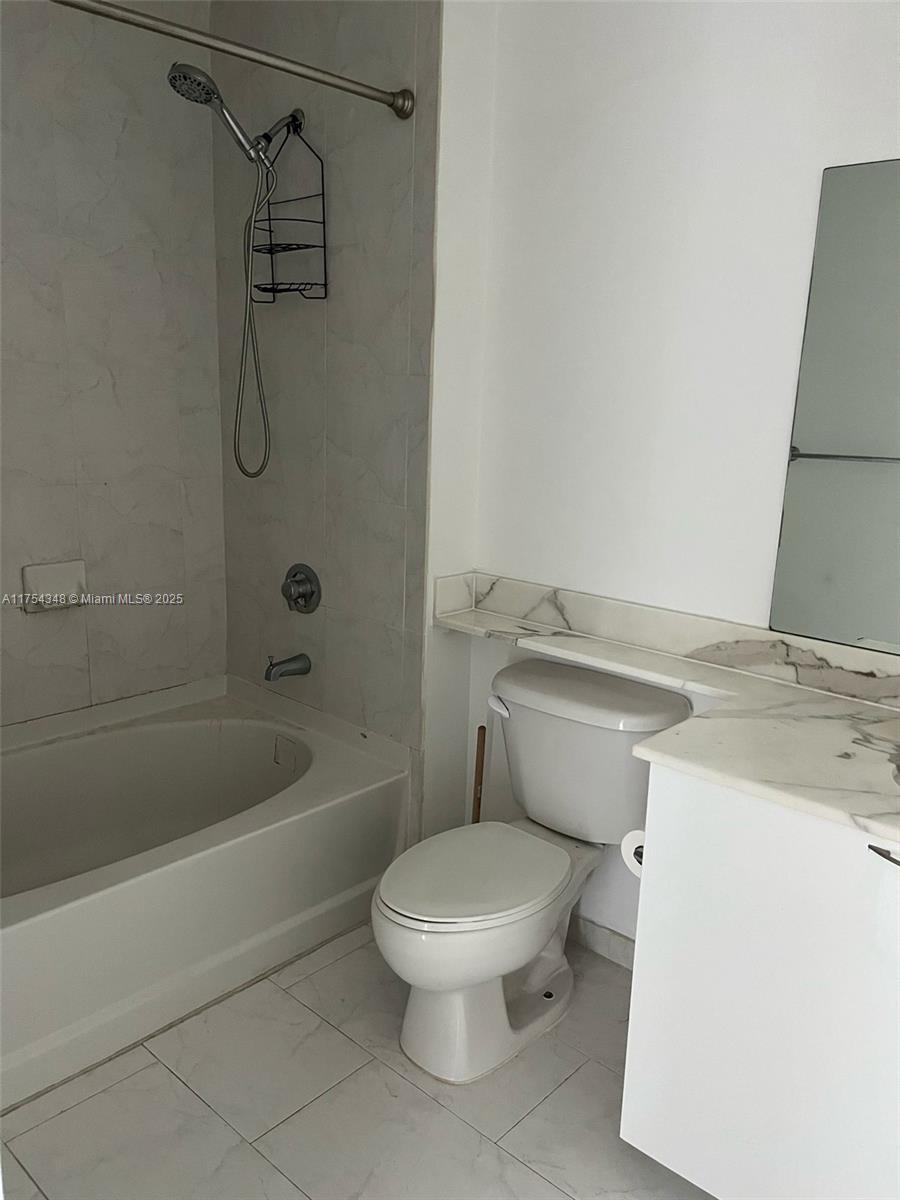 234 NE 3rd St # 1903