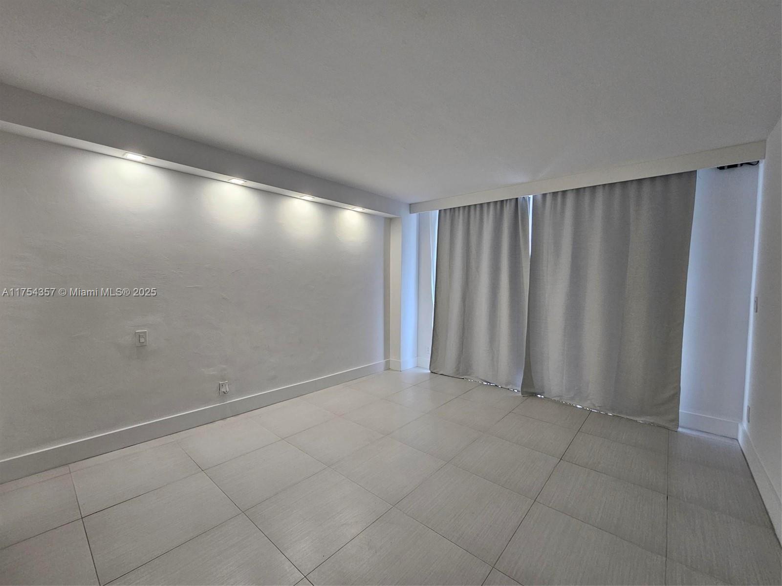 200 SE 15th Rd # 5E