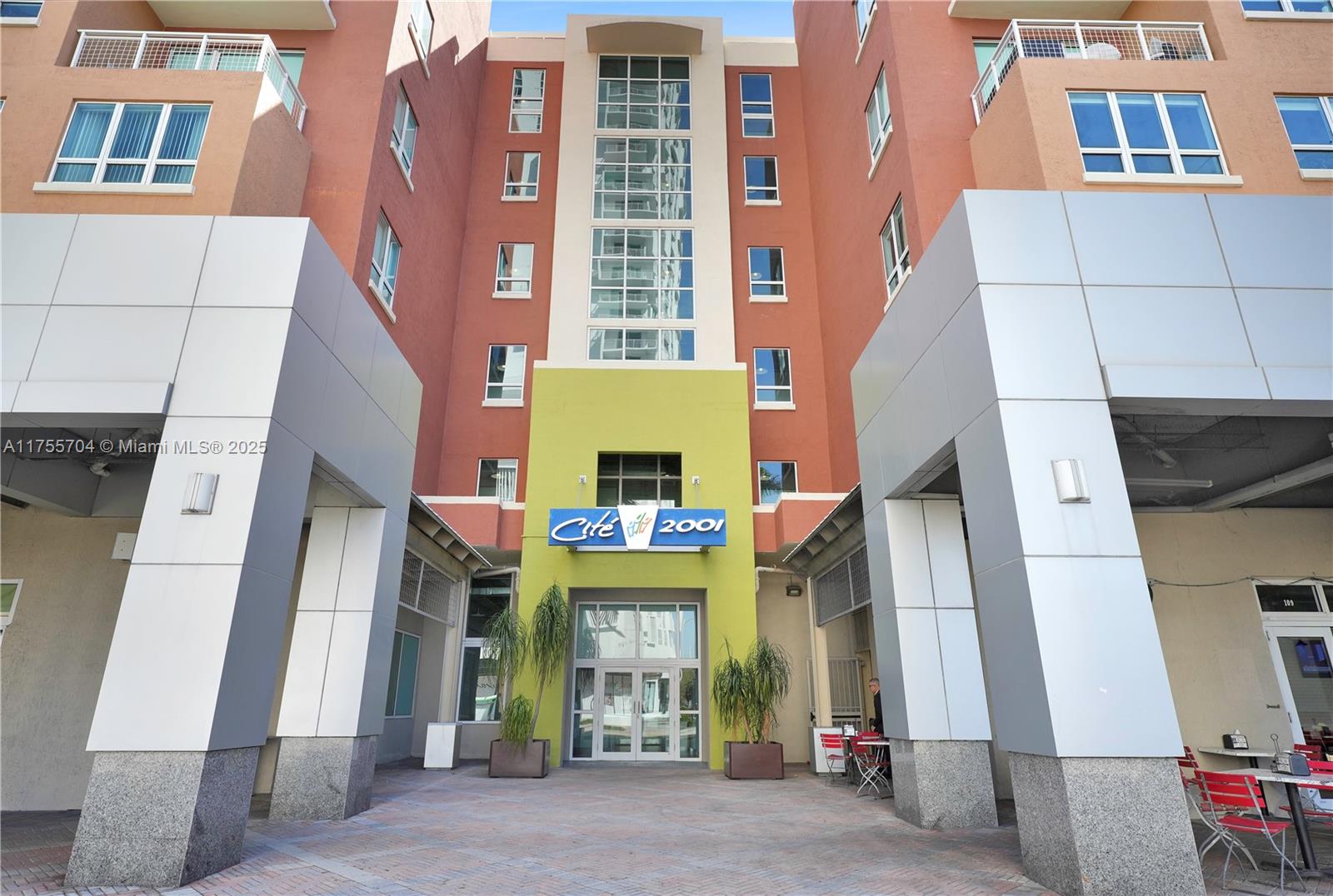 2001 Biscayne Blvd # 3213