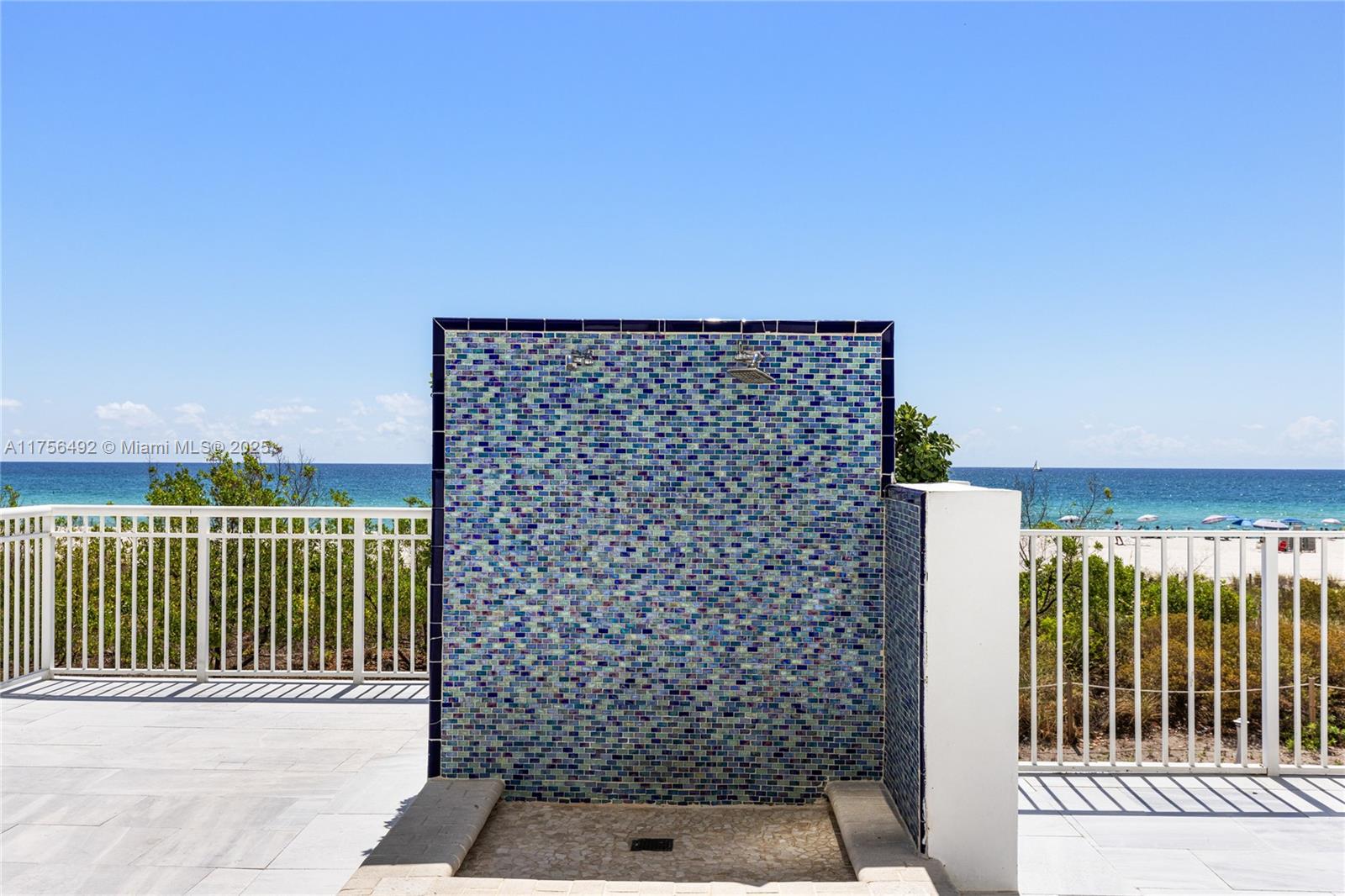 5601 Collins Ave # 812