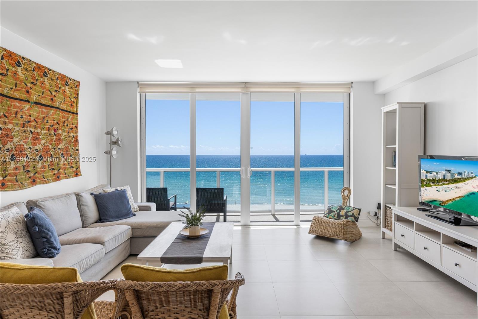 5601 Collins Ave # 812
