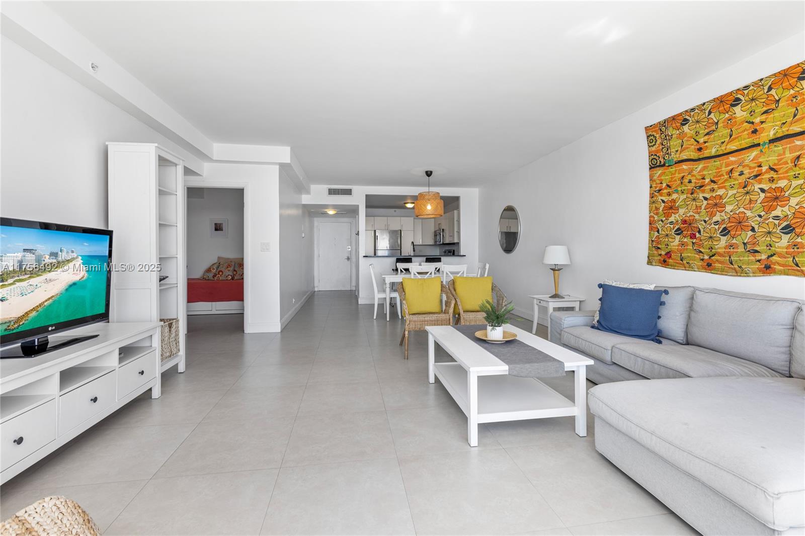 5601 Collins Ave # 812