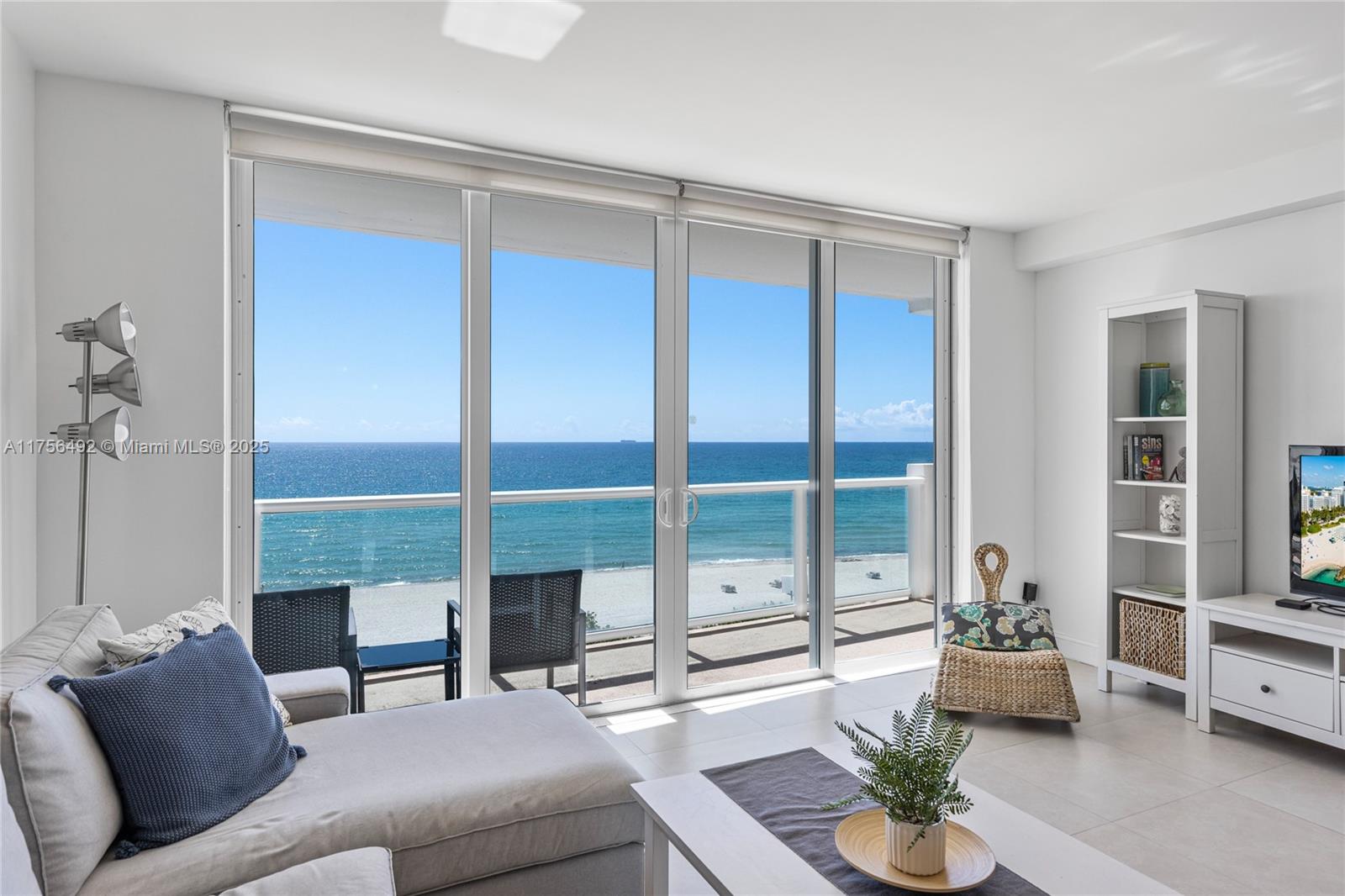 5601 Collins Ave # 812