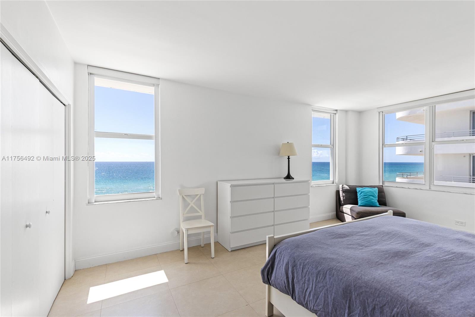5601 Collins Ave # 812