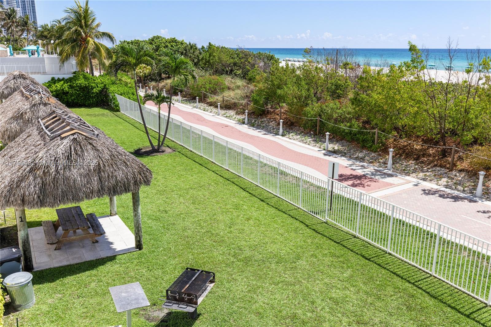 5601 Collins Ave # 812